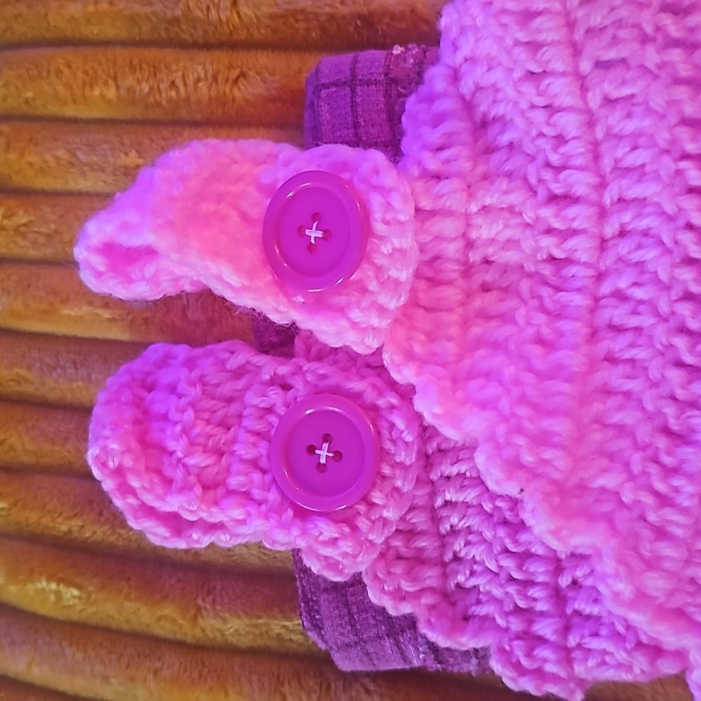 HAND ✋️ MADE TOWELS - Picture 2 of 3